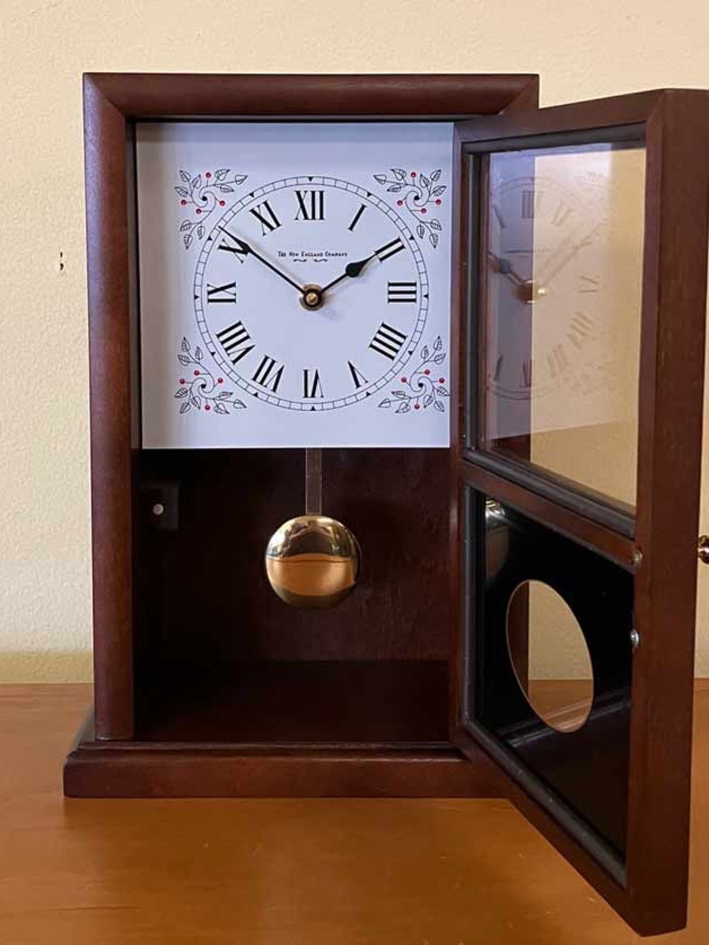 New England Clock Company Mantle Clock